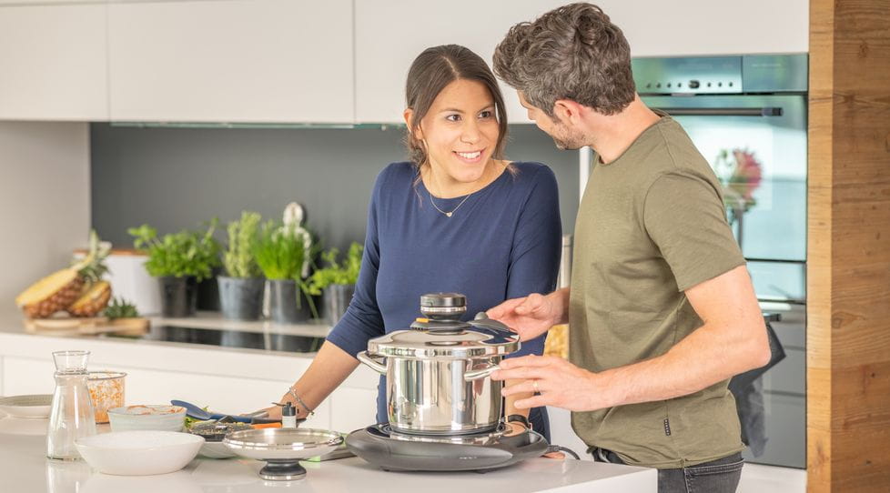 AHORRA TIEMPO Y ENERGIA COCINANDO CON AMC - TuvesyyoHago