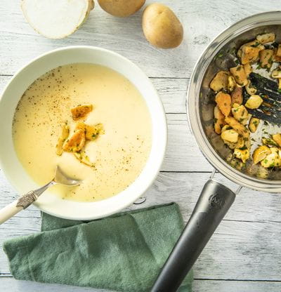 Soupe de c leri et de pommes de terre aux c pes AMC
